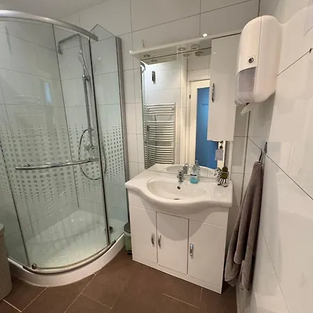 Monchi Apartment